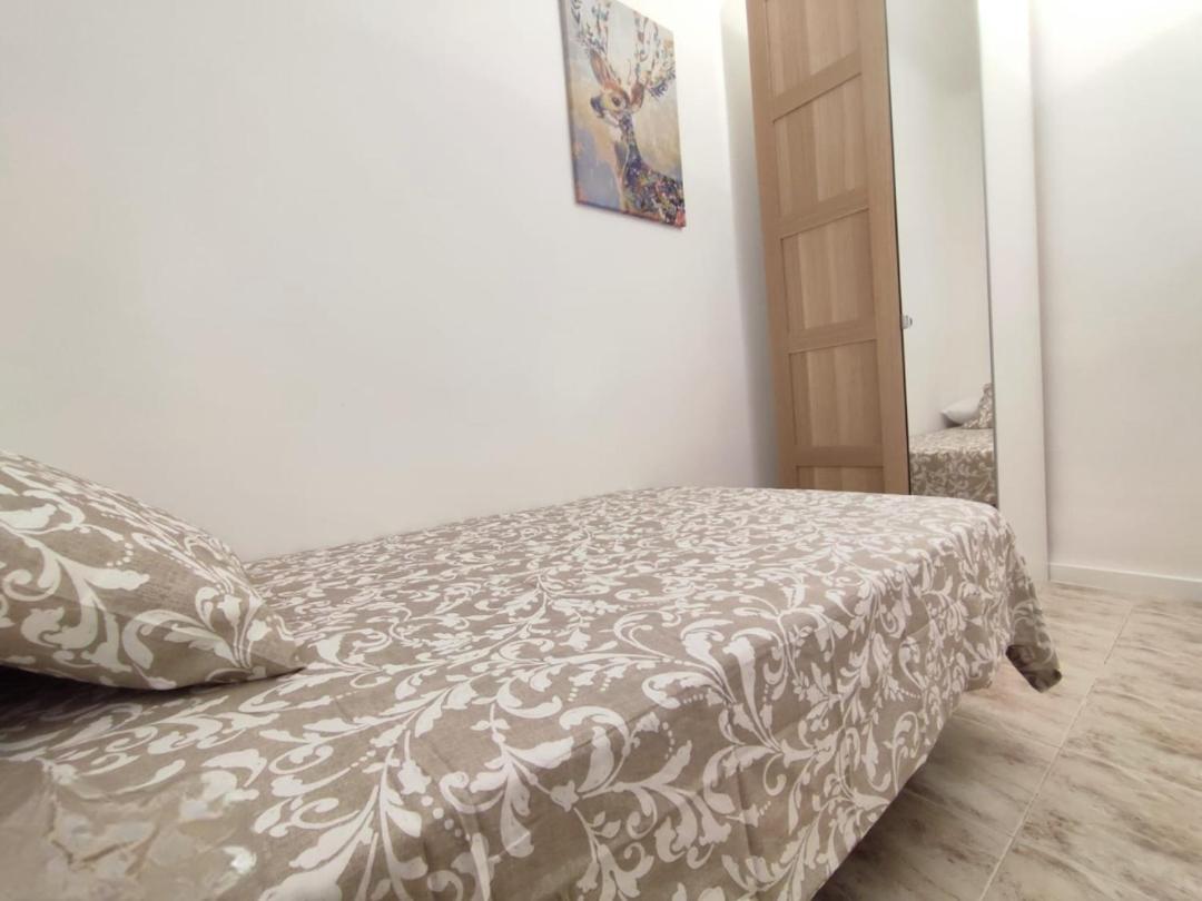 Cardenosa Habitaciones Madri Exterior foto